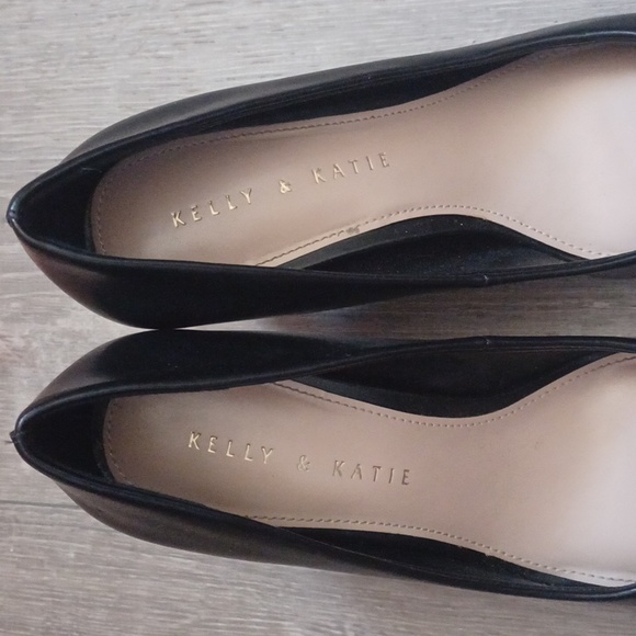 ❤️Kelly and Katie Black Pointed Heels, Office, Business Casual, Work Shoes - Picture 3 of 7